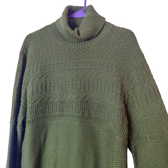 J. Peterman Aran Knit Cotton Fisherman Turtleneck Sweater Loden Green Medium - Picture 3 of 10